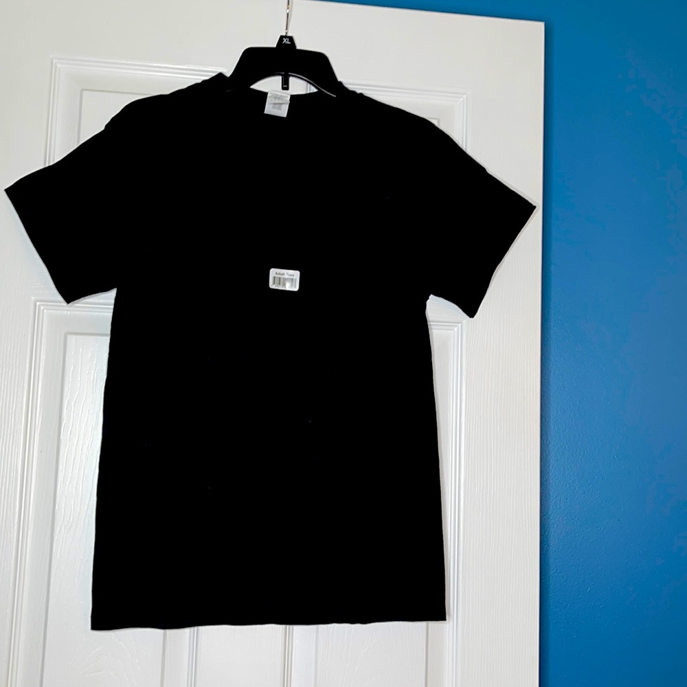 Black T-shirt